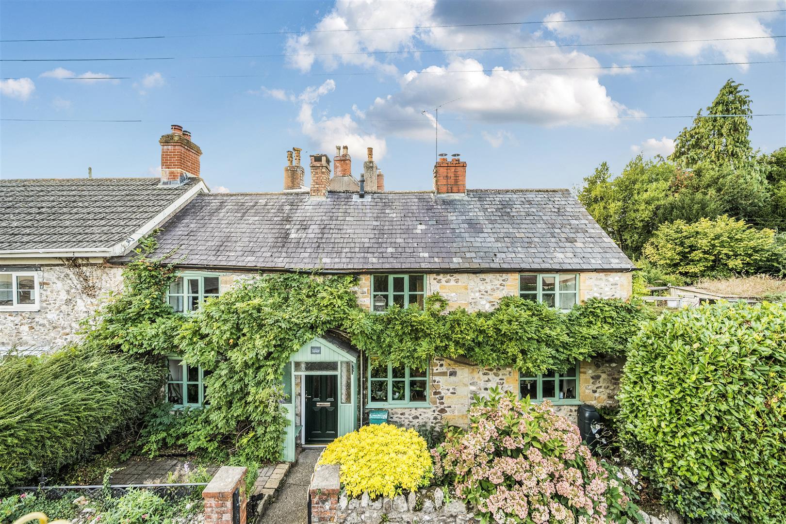 Property Image 8faf4729-06ee-4faf-9408-8bc3f7e295ee