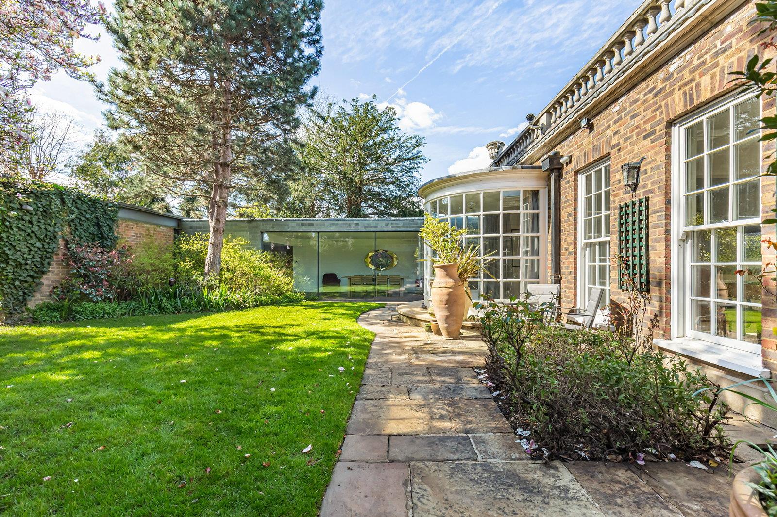 Property Image 8fb82569-ae15-4731-8e1a-b583214cf7ce