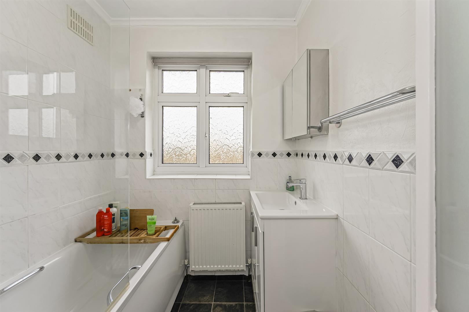 Property Image 8fc59923-0192-48d0-8345-34cc196a0940