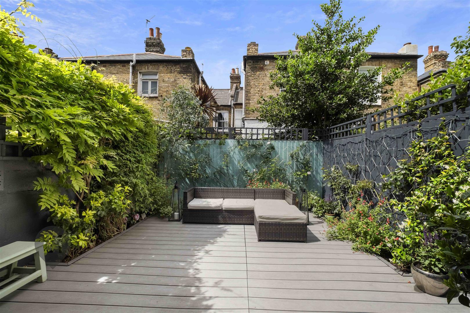 Property Image 8fc5a35c-d3d9-49e0-ae24-75e1bec9d684