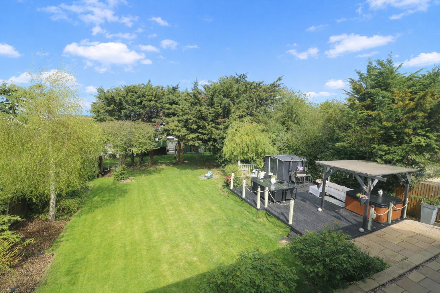 Property Image 8fc6349f-177c-4a47-b662-17b7fc090063