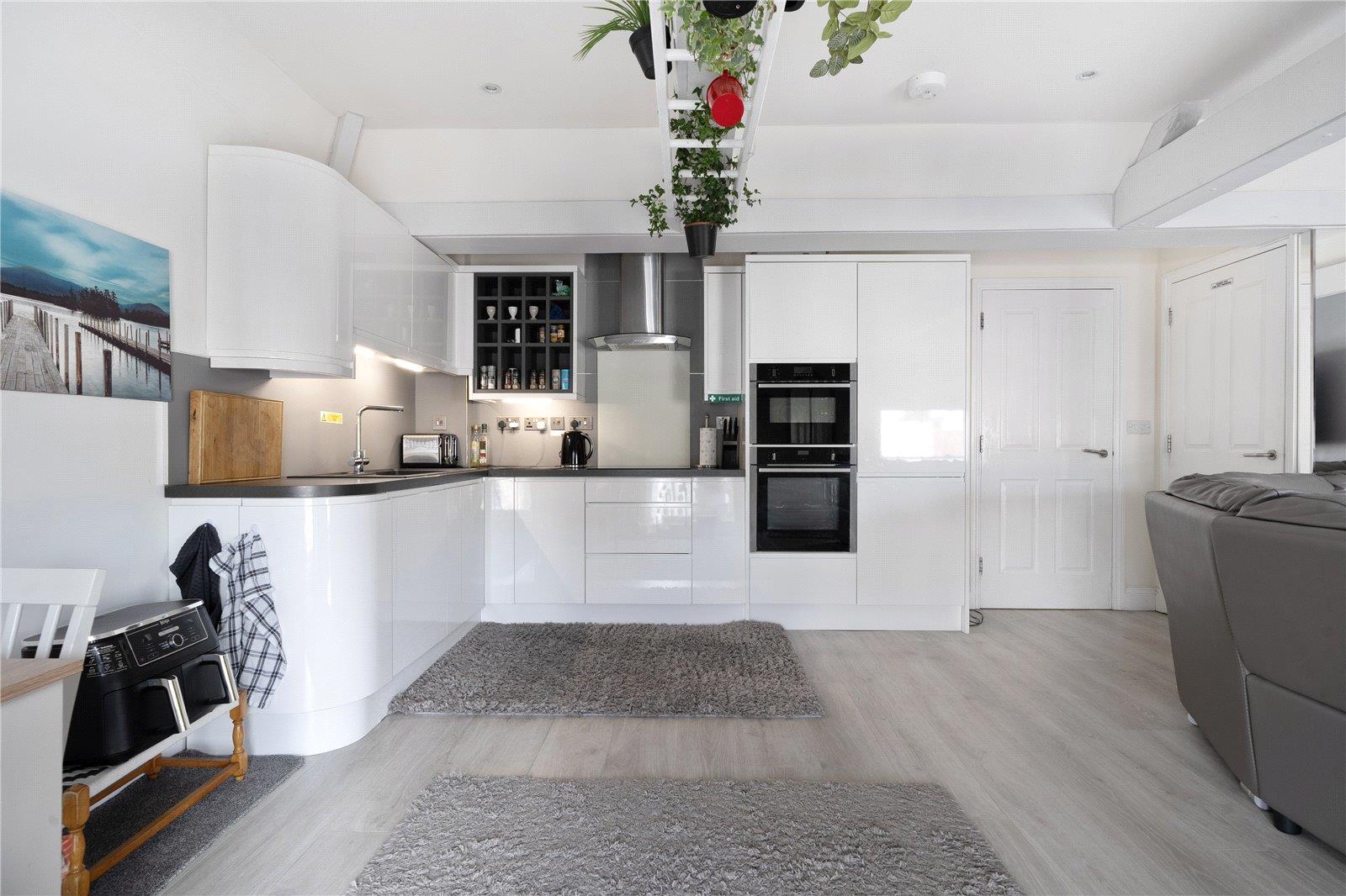 Property Image 8fc6faa3-09ea-4827-a69e-85c8f0804a66