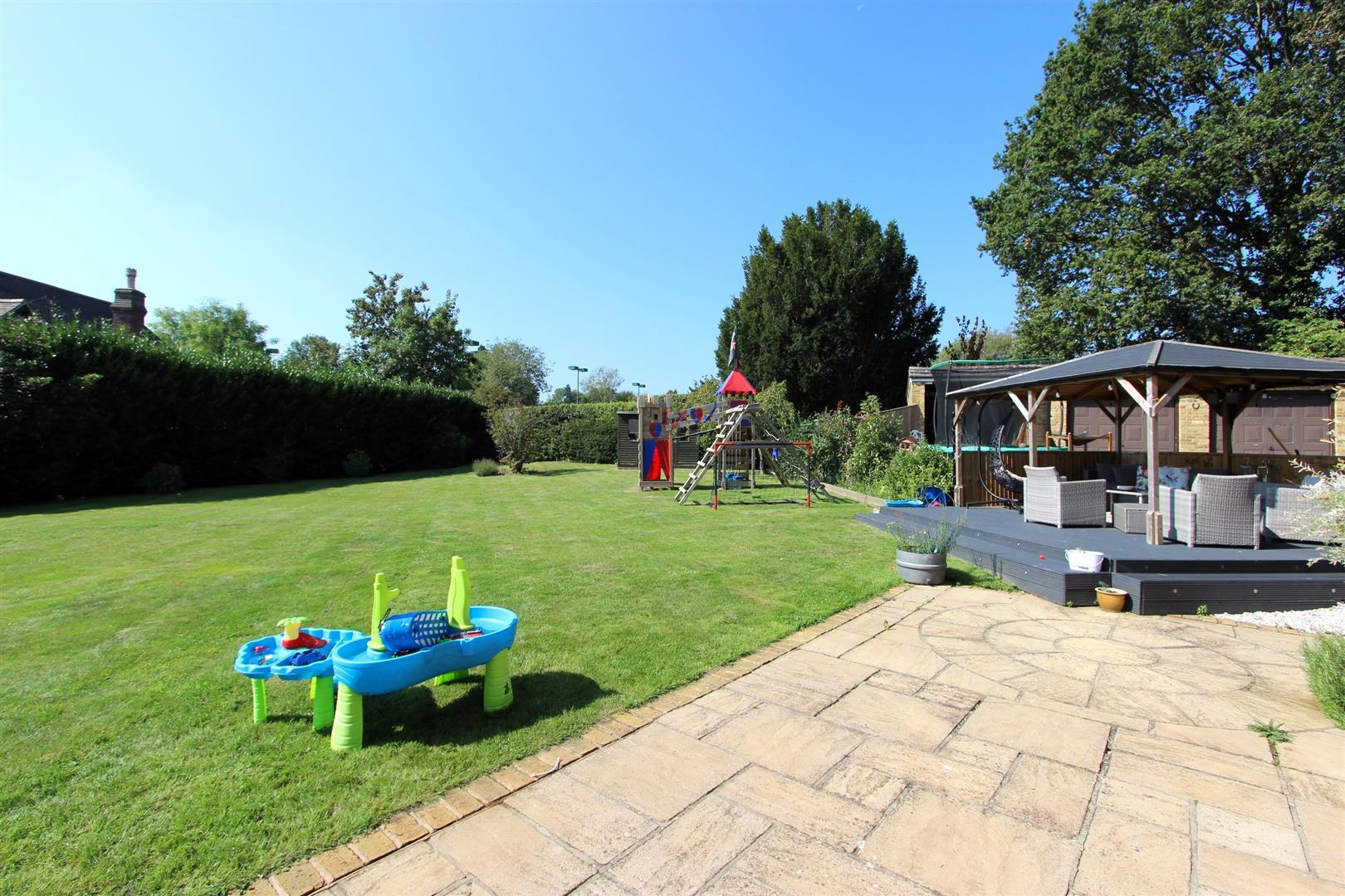 Property Image 8fc8639a-0b4f-4e31-82e7-394c7b8f7117