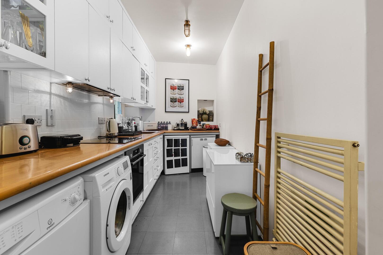 Property Image 8fce83d4-6c1a-482f-a358-037c51438ed0