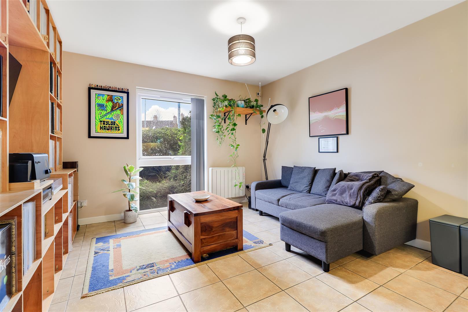 Property Image 8fd5e856-f13d-4cd7-93f7-9c331db73551