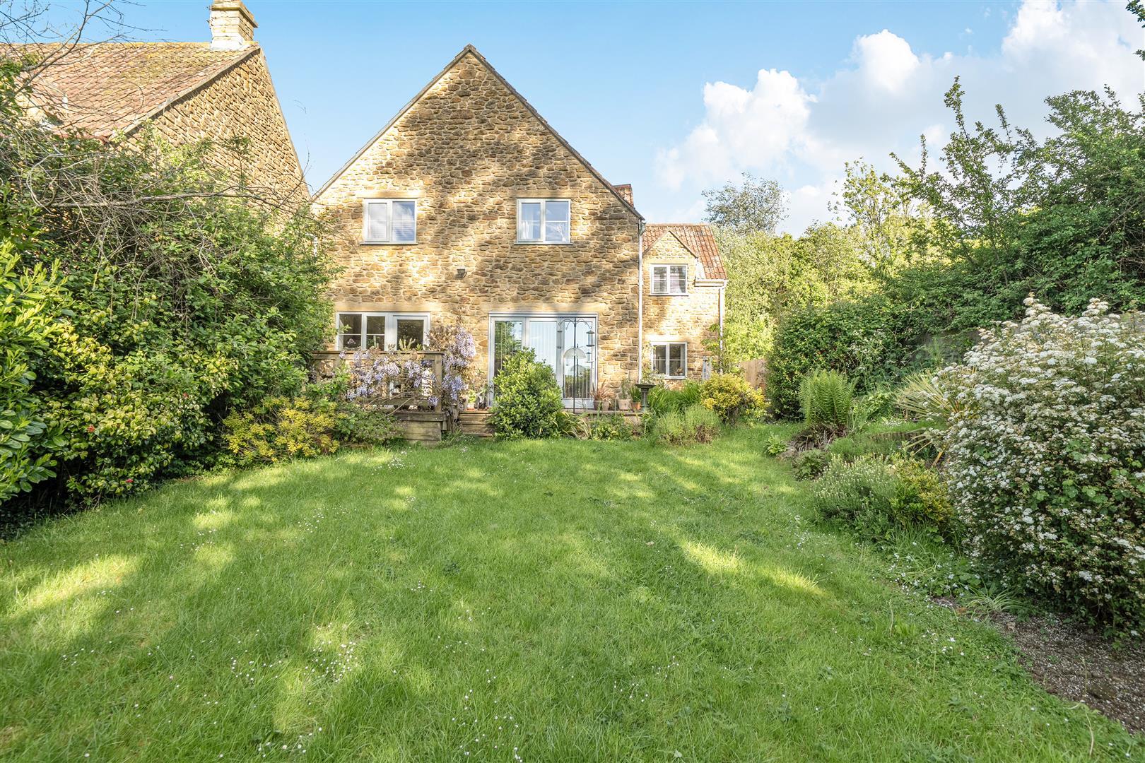 Property Image 8fea0af1-da34-42ef-a312-4daf3009d081