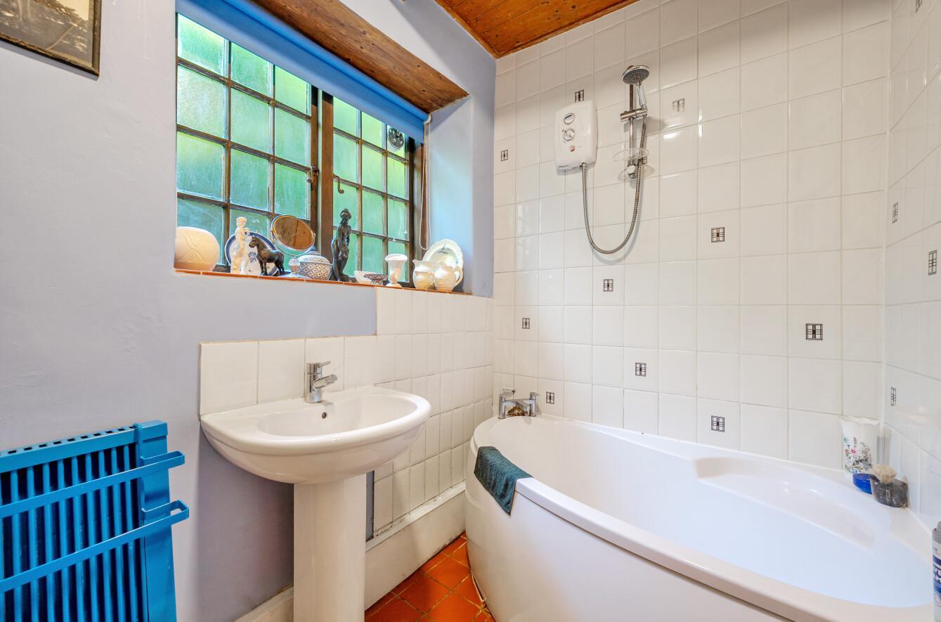 Property Image 8fec6b21-83f2-465f-85e3-26a36126d7c3