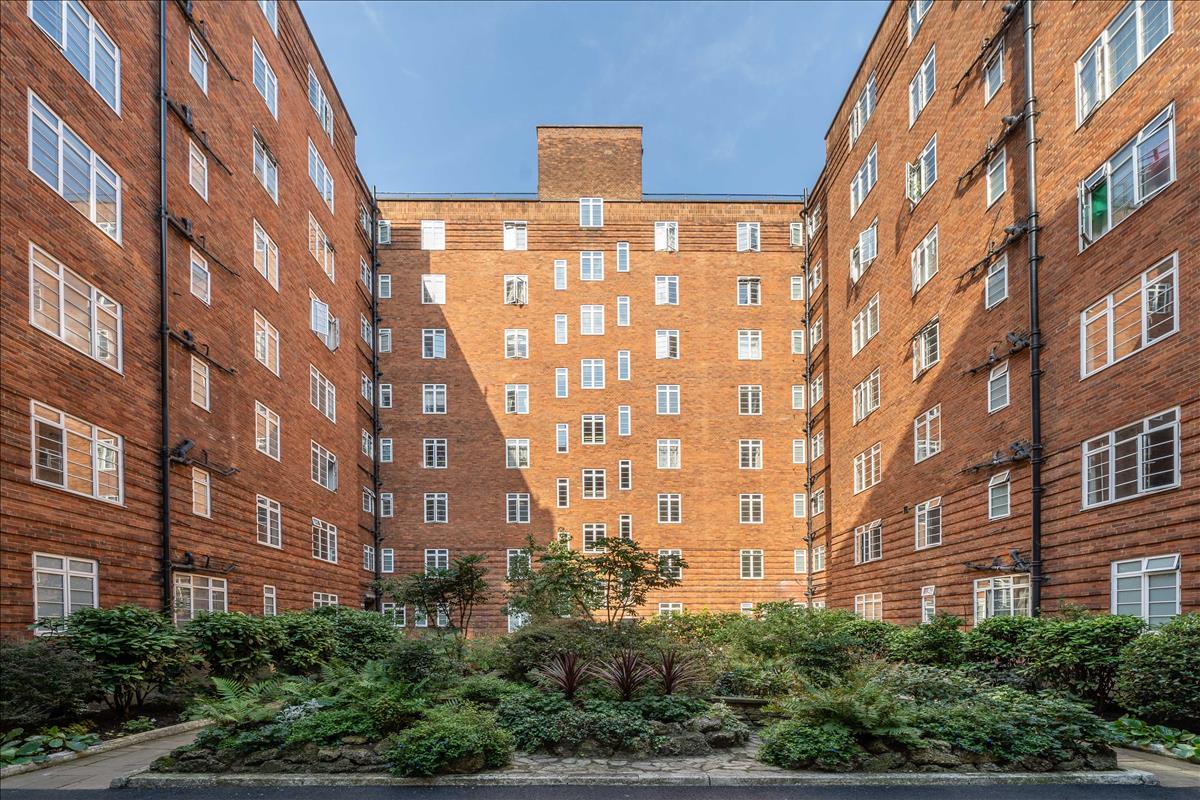 Property Image 8ff1c34c-25b3-44d4-b294-4e6ef8f1d78a