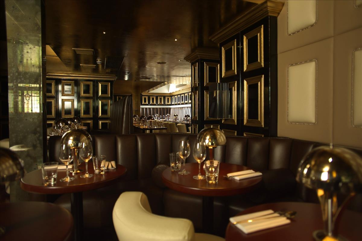 Fully fitted club to rent in London