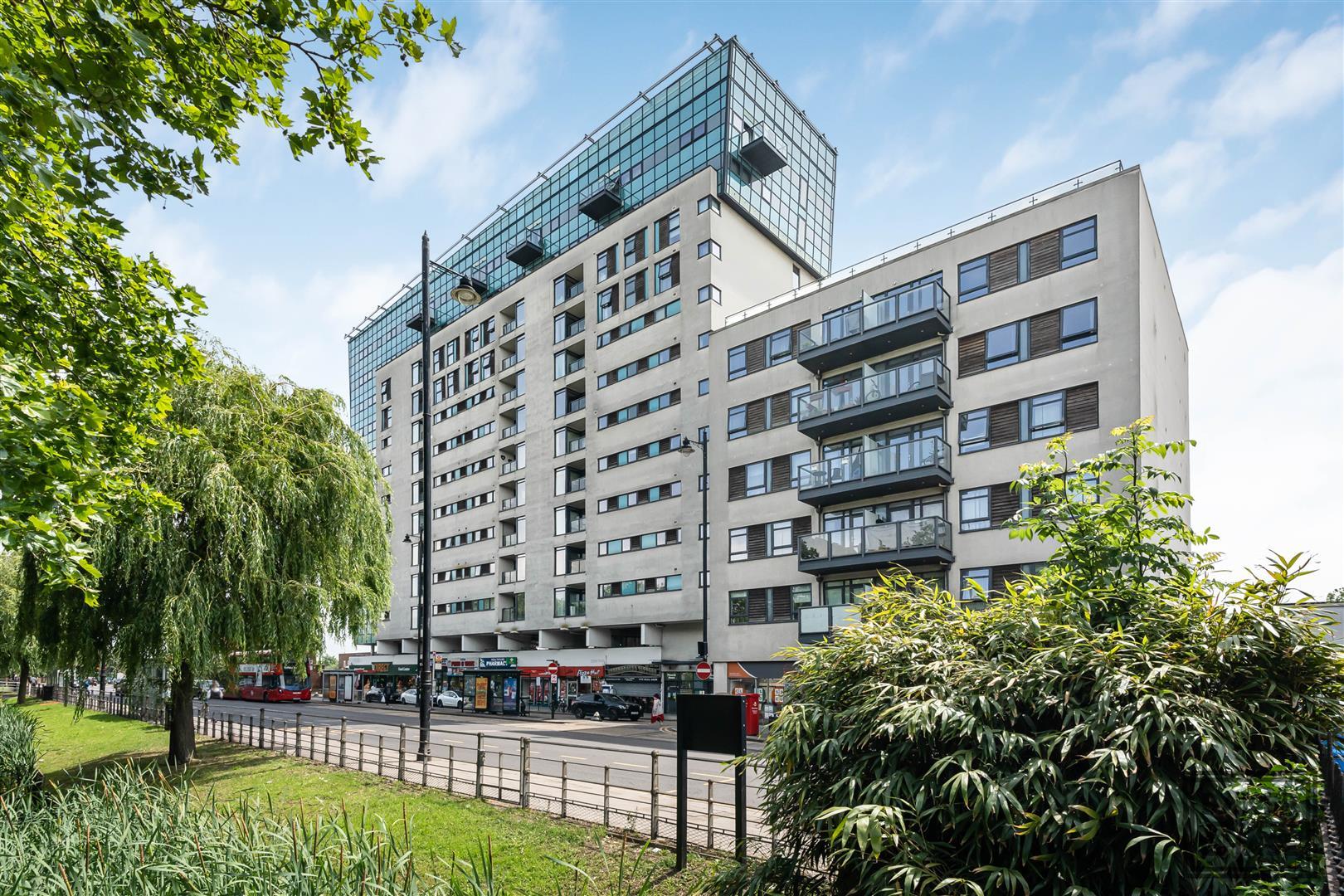 Property Image 8ffae485-90b1-44ed-8eb5-b7b5886d0ba1