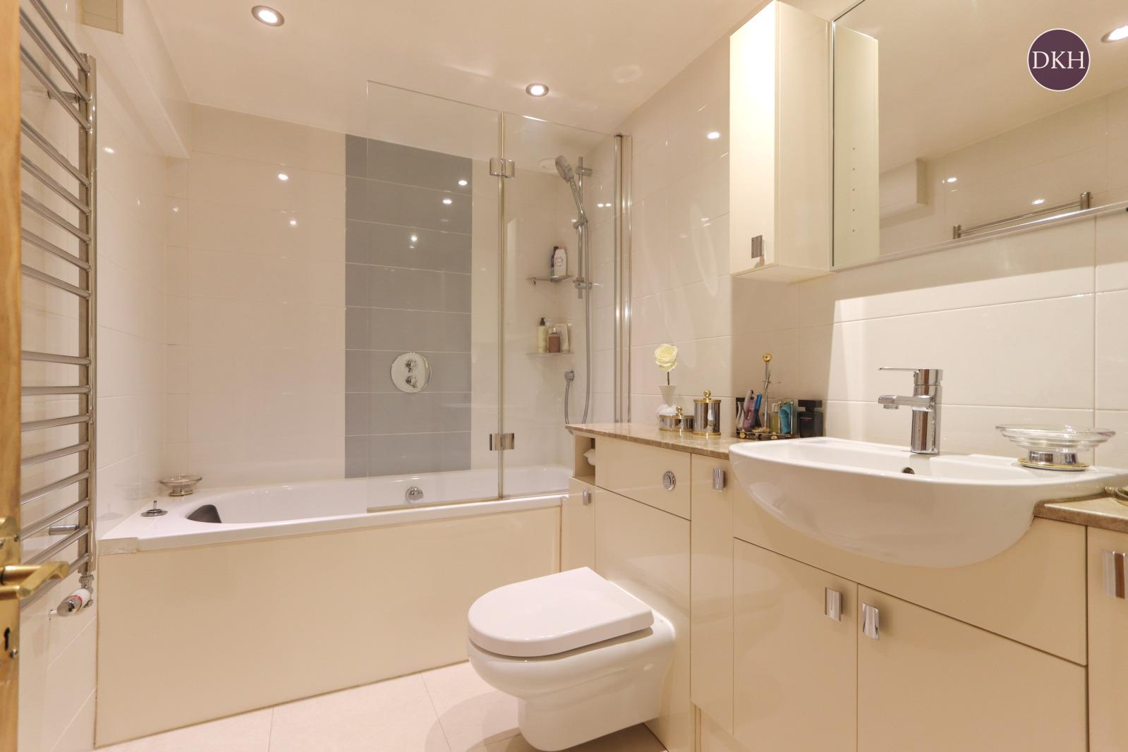 Property Image 8ffb456f-d5b2-4c9d-855b-8eb2a8936d8e