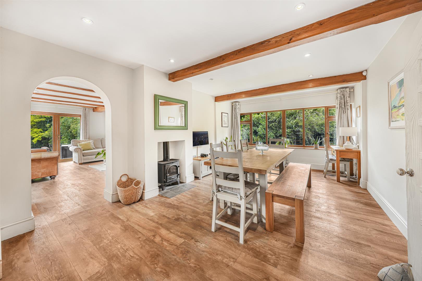 Property Image 901f4cb7-ae09-492b-a343-45c2d4e16afd
