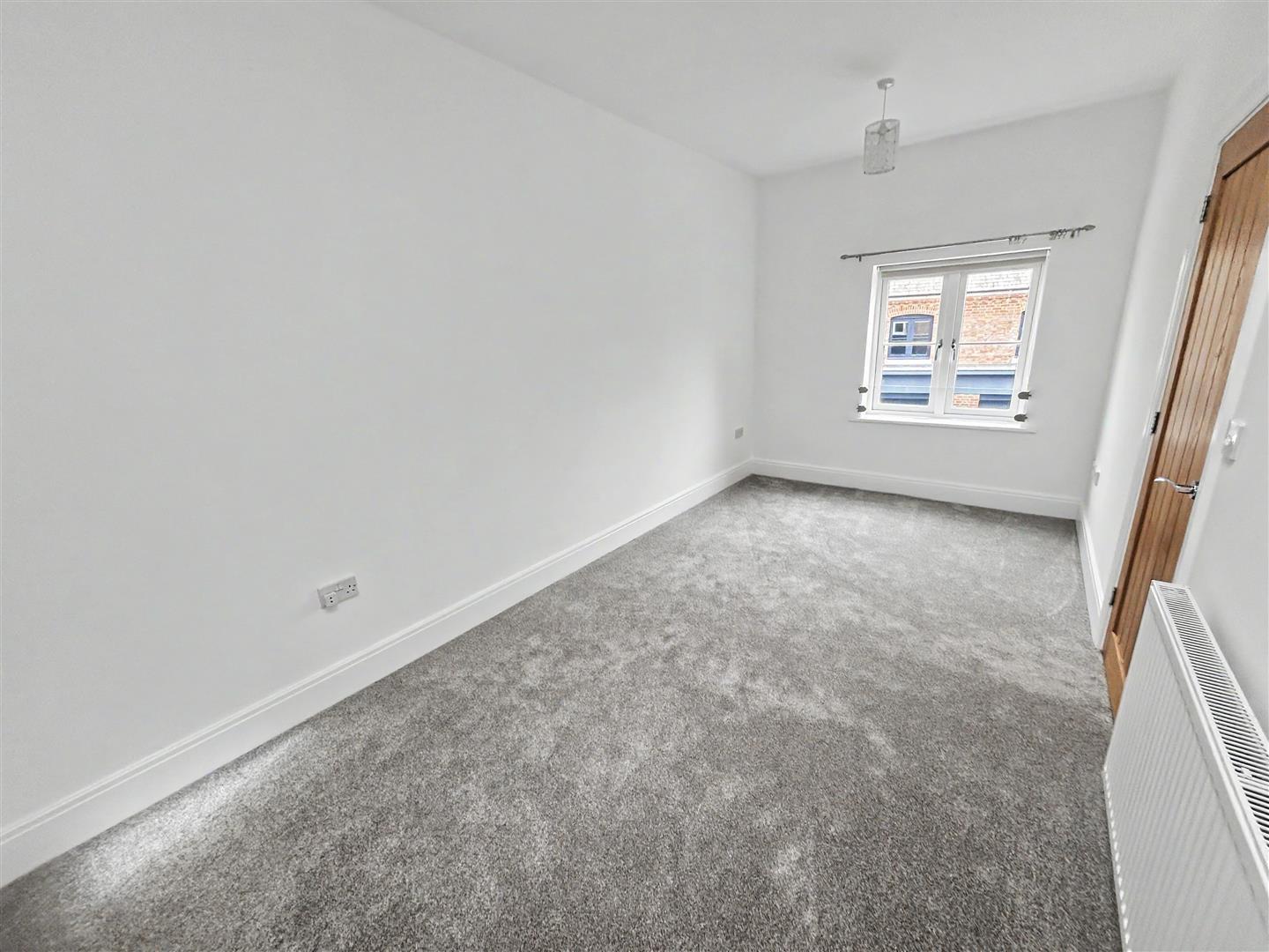 Property Image 902673ad-ef08-481d-a3a5-1c68294a95a7