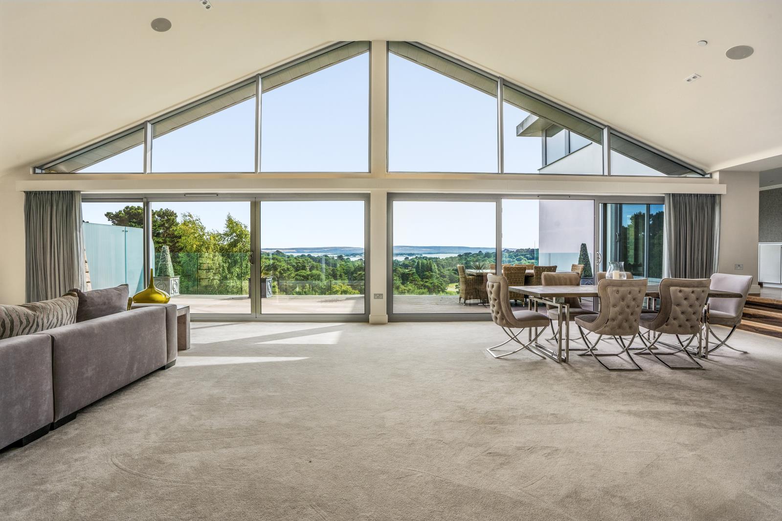 Property Image 903256e3-4ca8-4c62-a7a1-9563255eb461