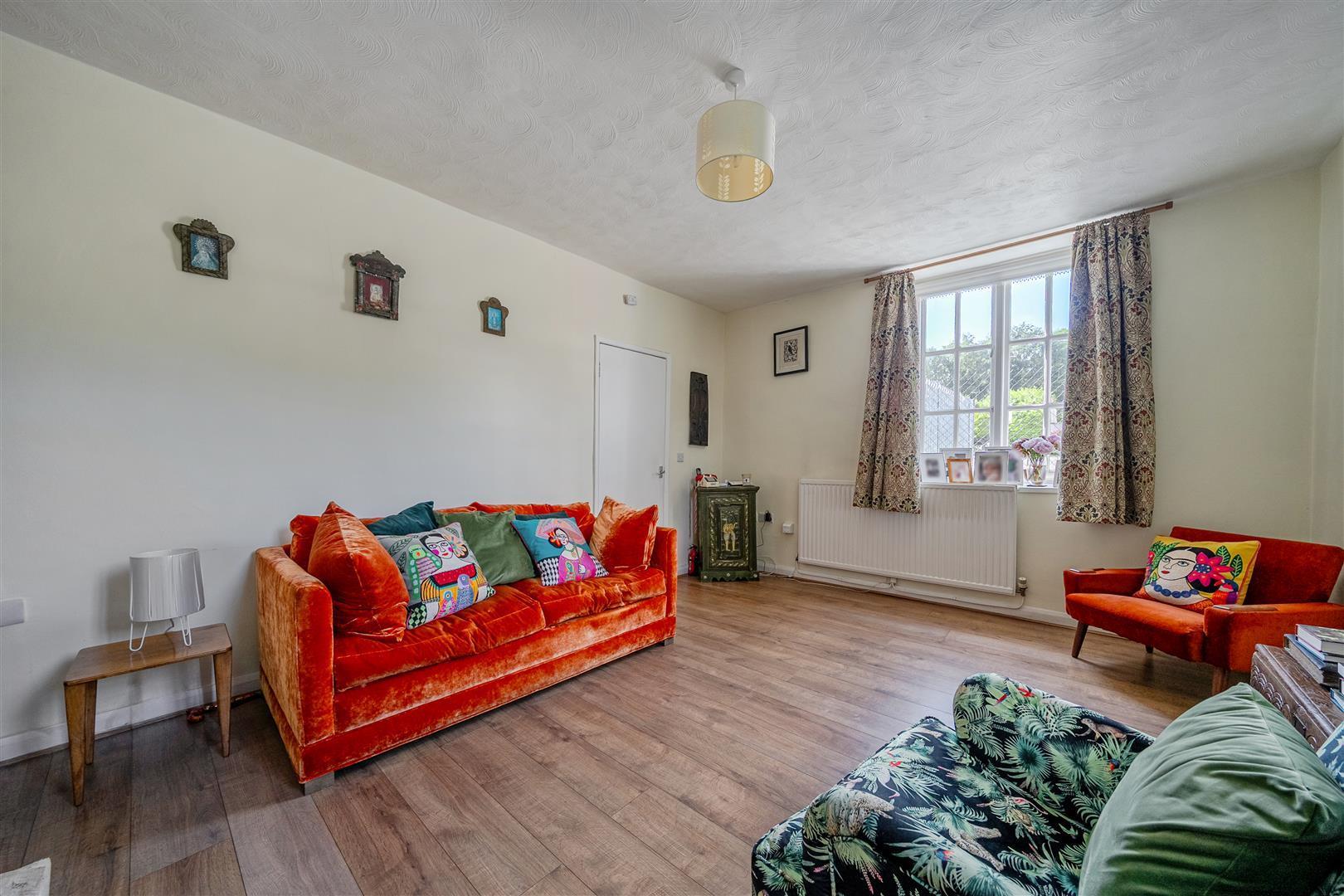 Property Image 904c3845-7bf7-4a58-a7b9-2aa606b1e258