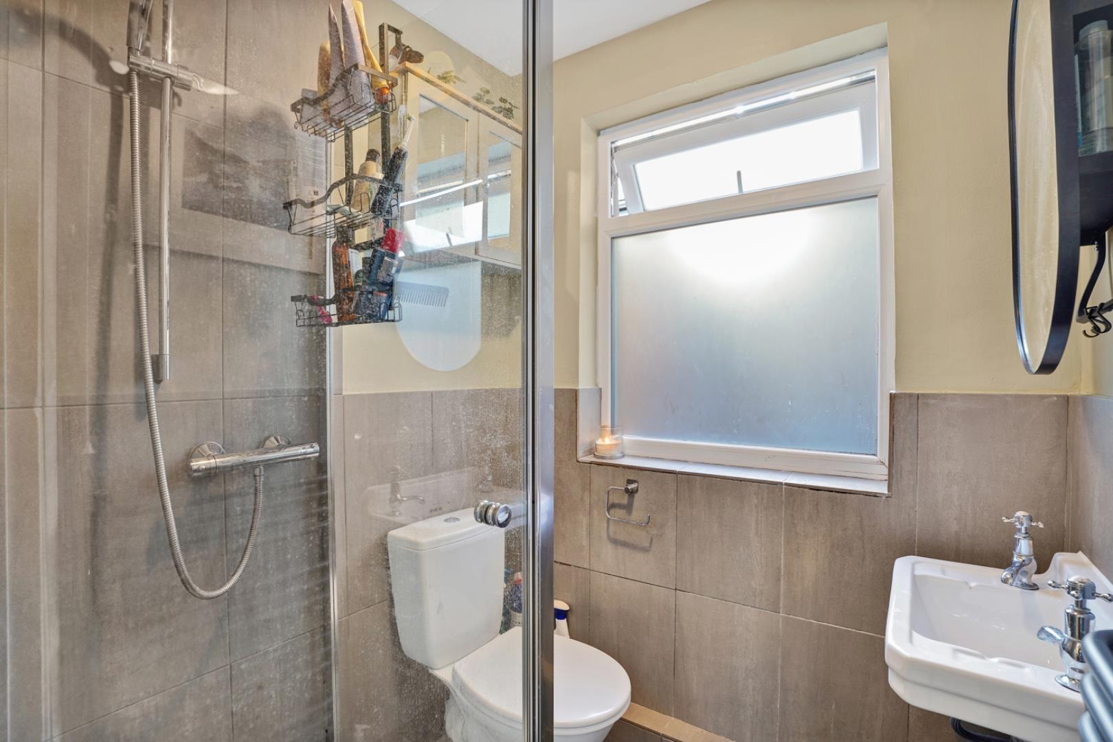 Property Image 904cef77-f9f7-44a9-932c-2b431af7ce0a