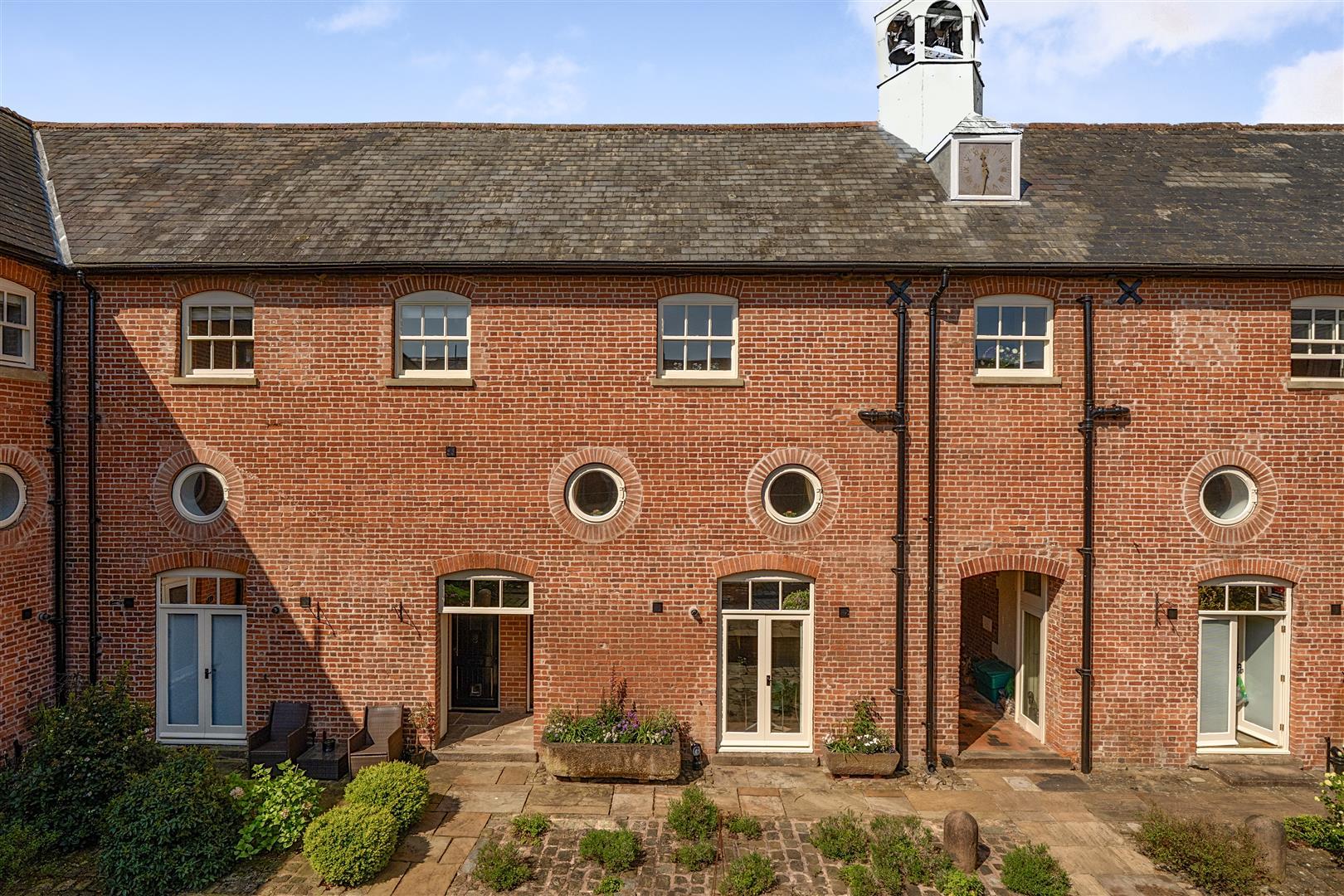 Property Image 904e716f-9ceb-43eb-b4a8-7250c9bc86bd