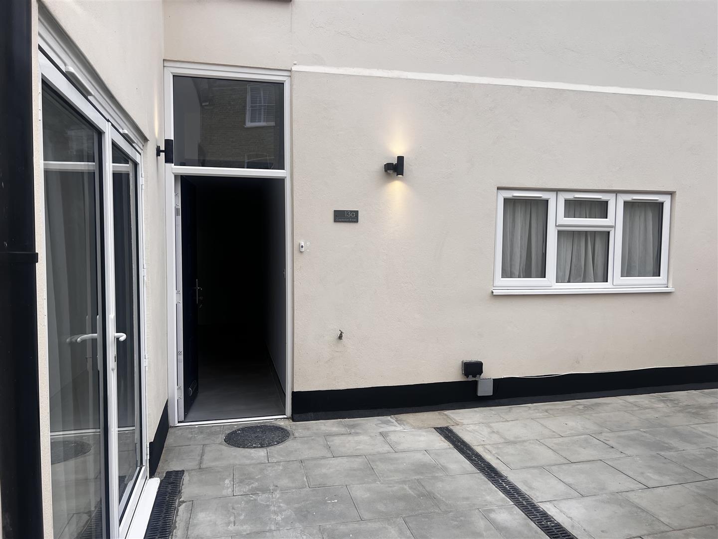 Property Image 904faeb1-671e-43bb-bd7c-e716c9a5fb3d