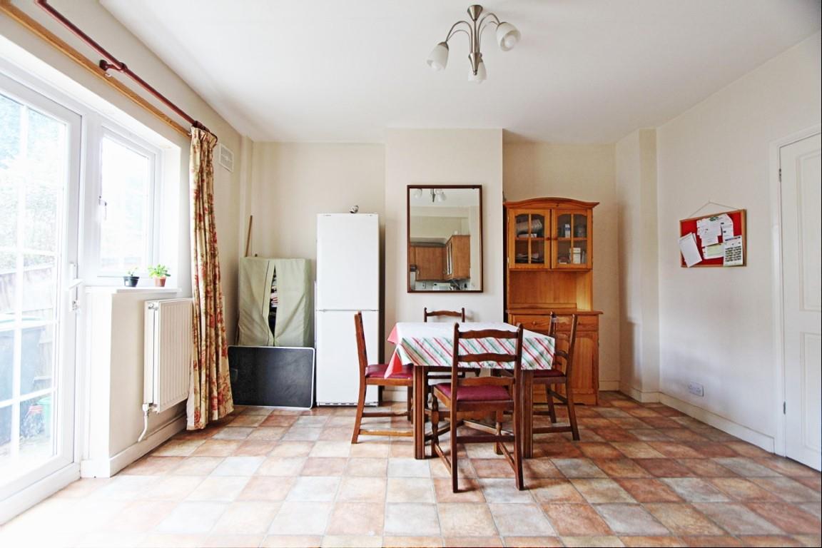 Property Image 9051ff7a-f103-43d8-8baf-a4ba70ab3a85