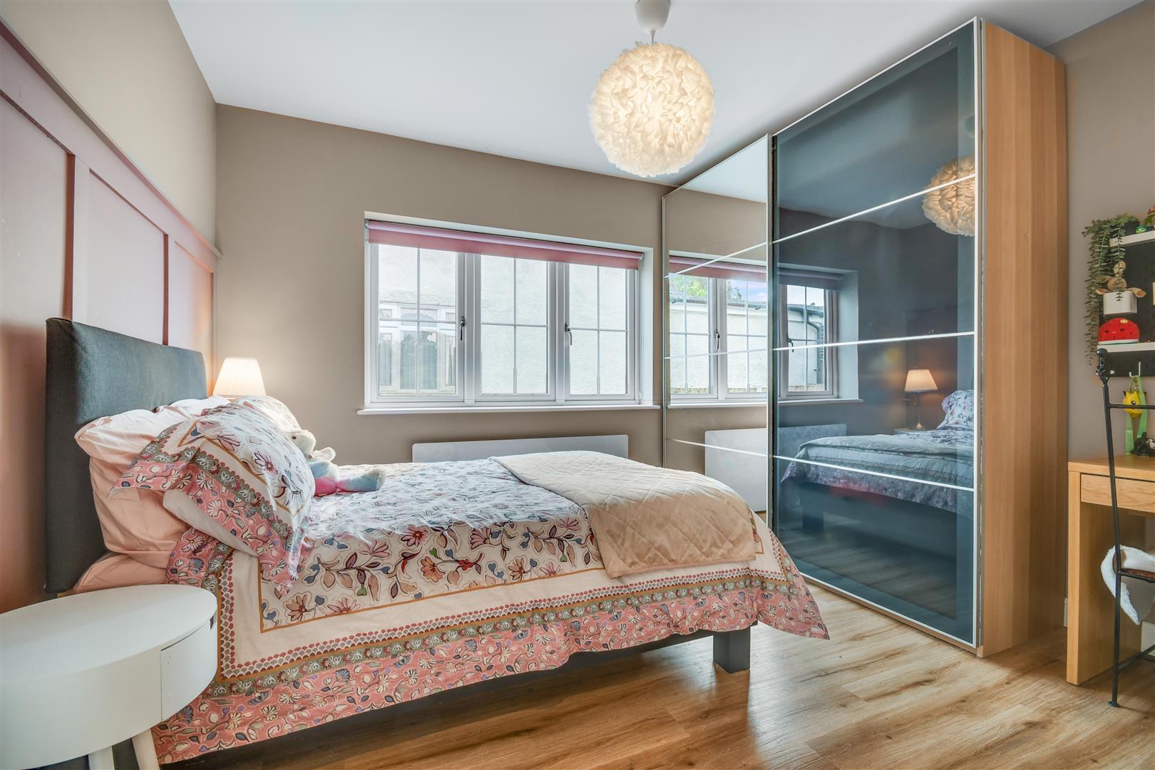 Property Image 90564006-bd66-4fe3-94e1-a982ba578834