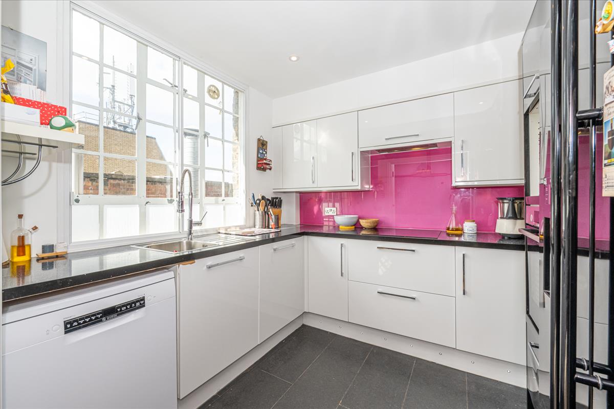 Property Image 905f3a55-ec60-40d8-b997-dd90123ea01b