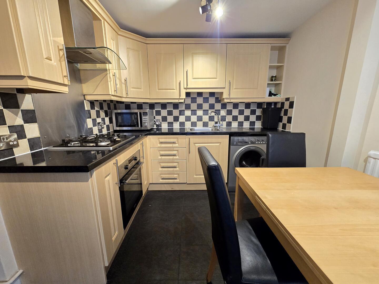 Property Image 90719d77-5a79-49a3-aa2f-c27d67542e5d