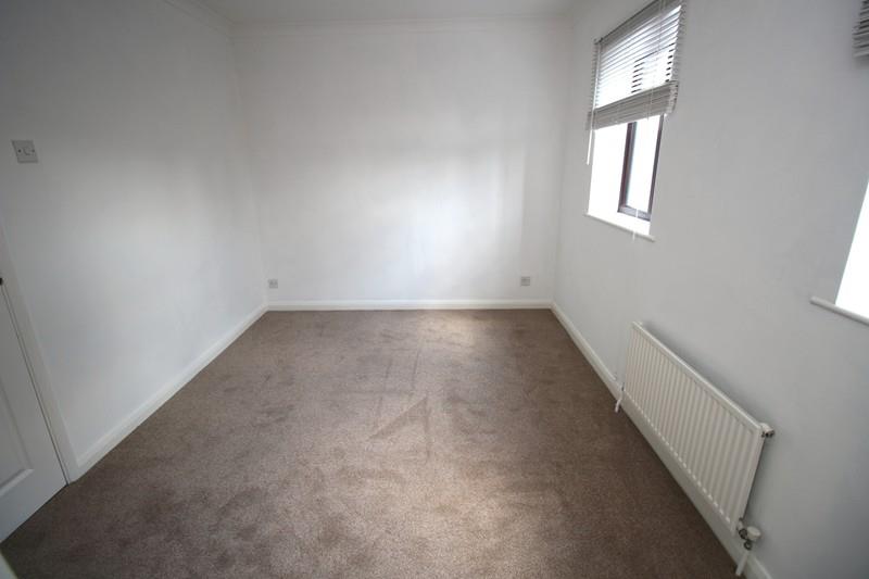 Property Image 909ae315-94c4-4742-96f6-31d391b21fb1