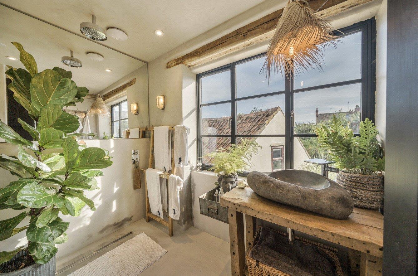 Property Image 90a3e228-995d-4e53-b16f-02674c644b0b