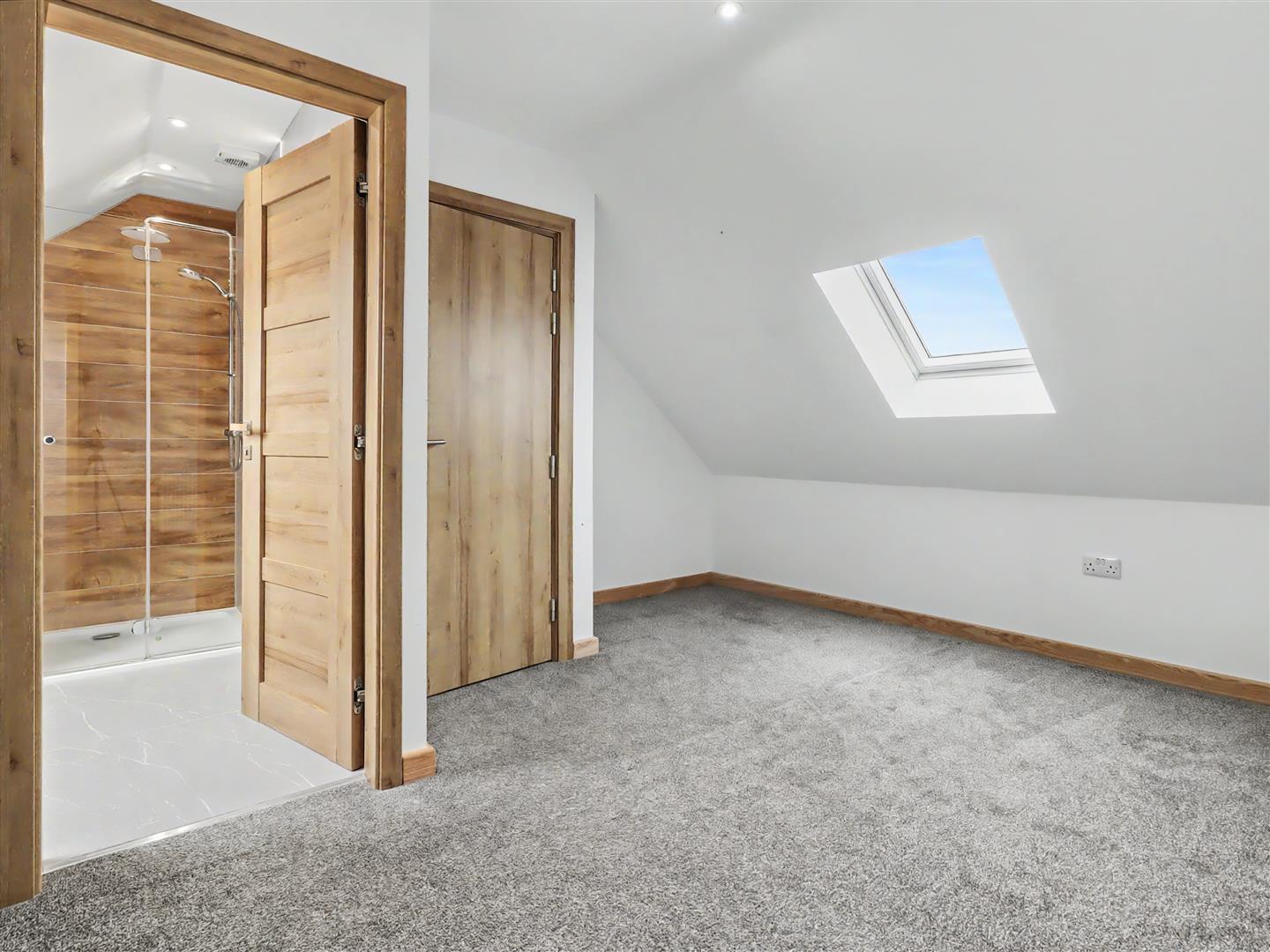Property Image 90a62d50-2116-4446-b35f-ed79b37f6636