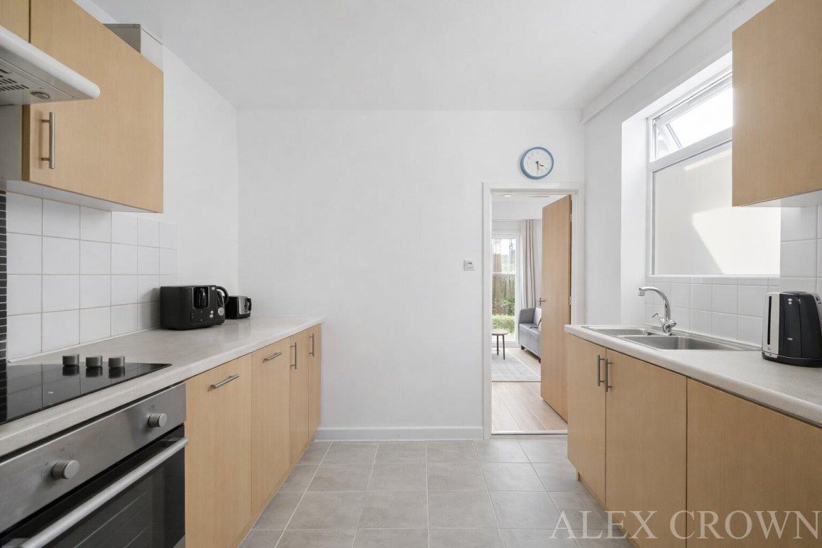 Property Image 90a8bbfb-5959-48d1-a656-452e419d698b