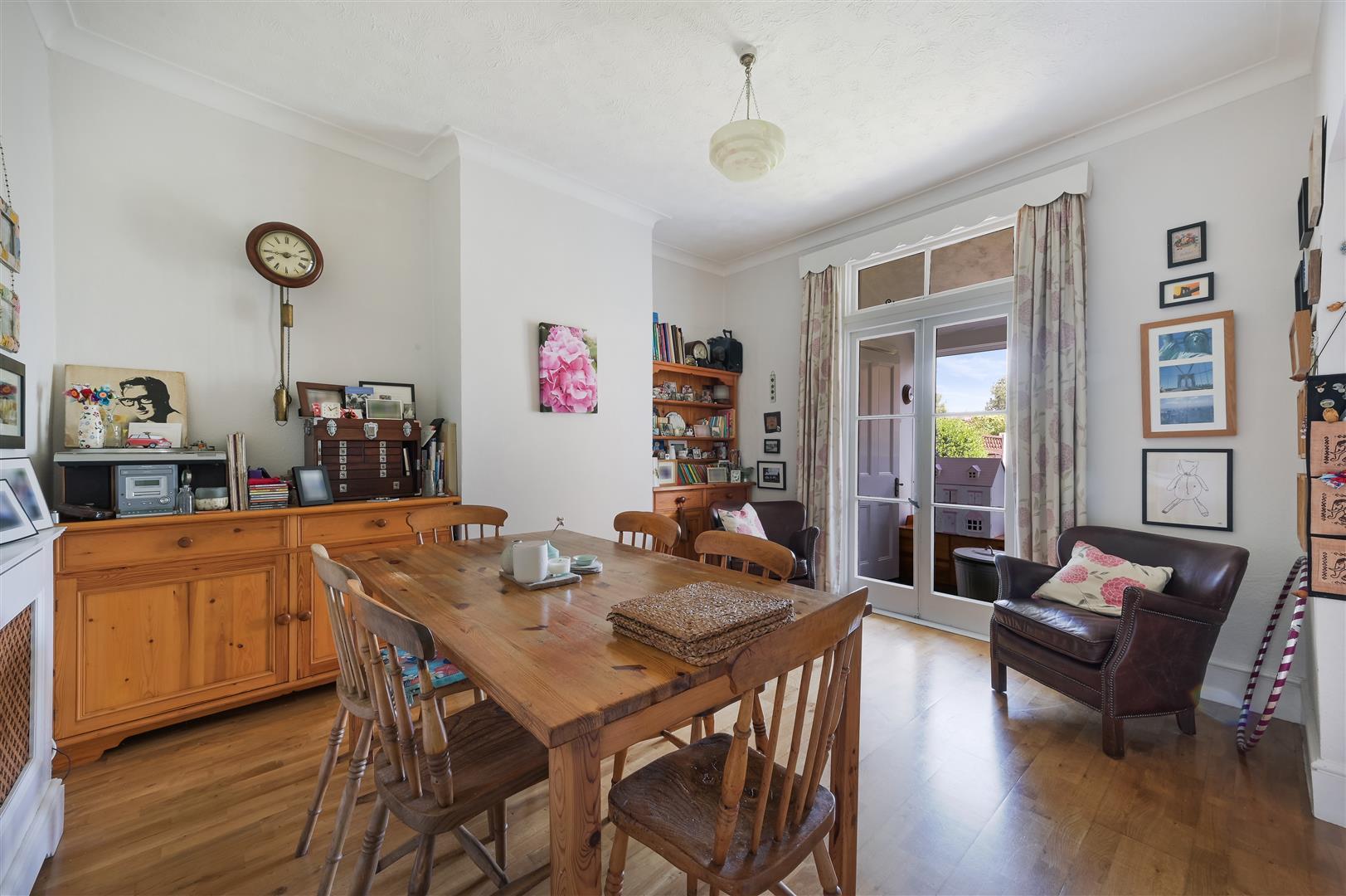 Property Image 90b30bfb-ba1a-4cc0-9279-0b3d9096a5ab