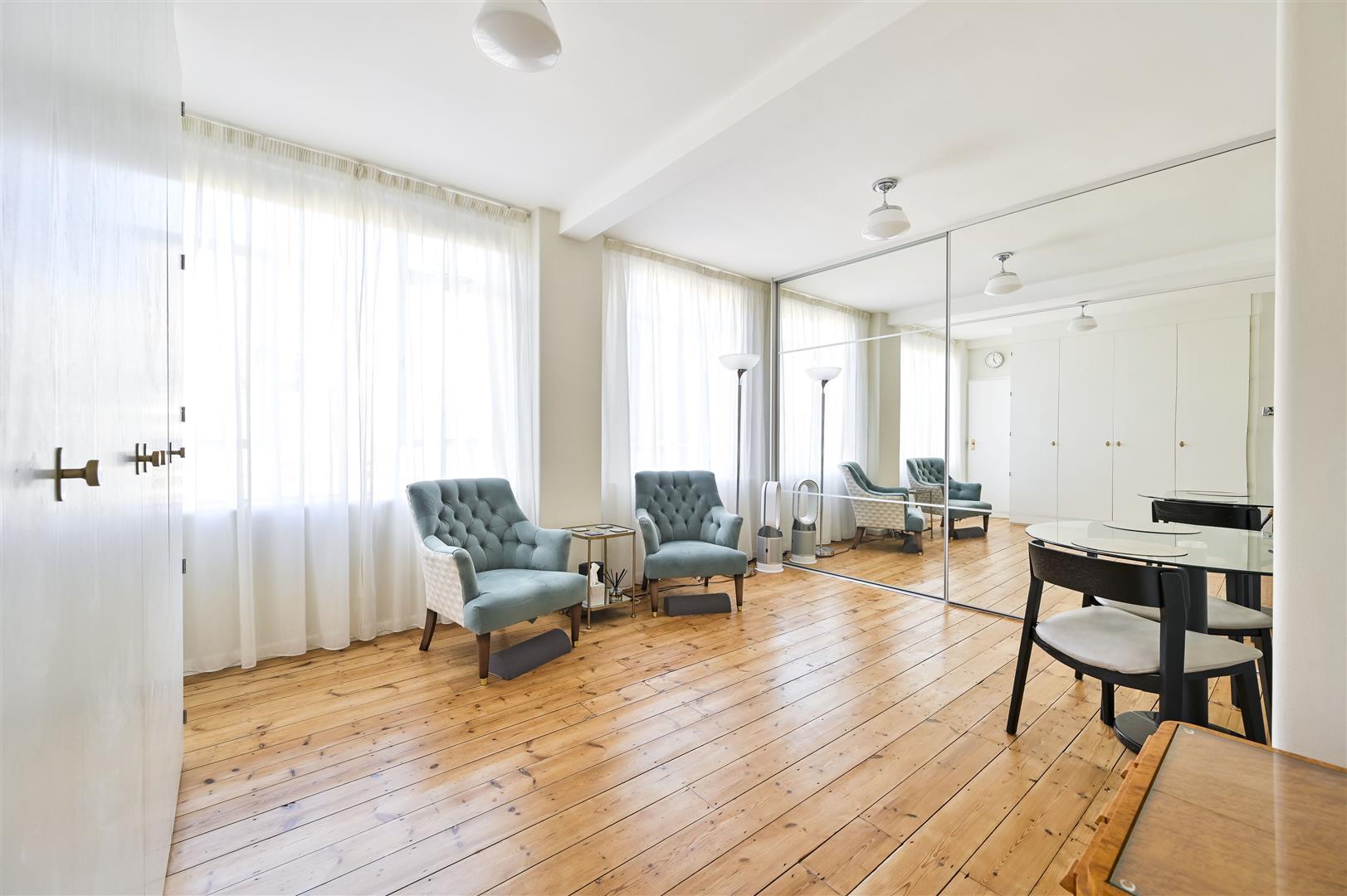 Property Image 90b769ec-21bf-48e9-af8c-37c30e092b81