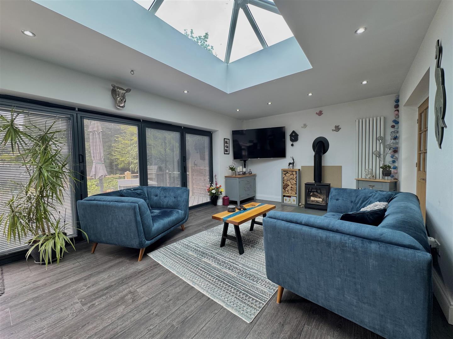 Property Image 90b9f130-3947-423b-a09c-c27dbd195695