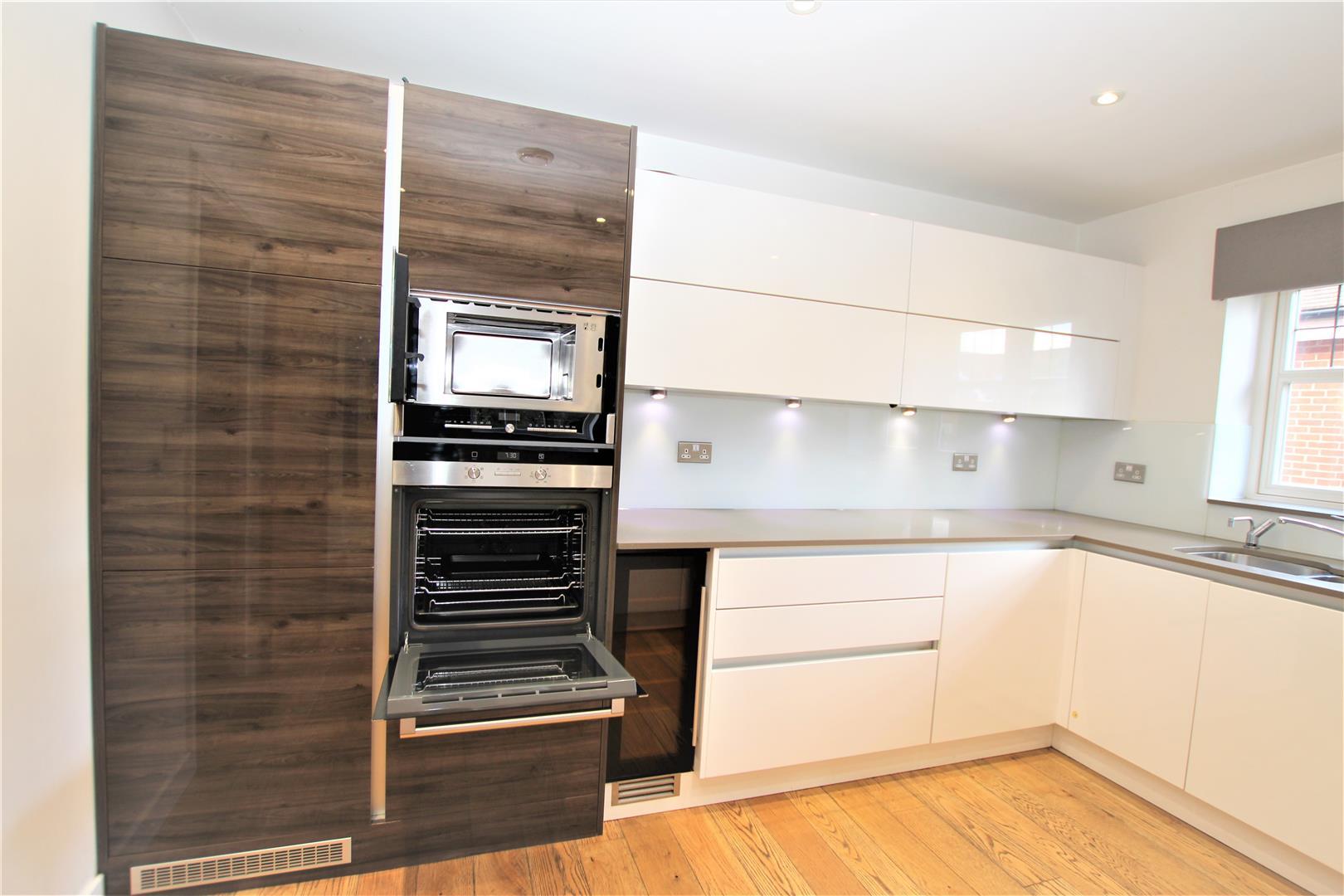 Property Image 90d9f2f5-3e93-4eb0-8905-4b192c5a1d58