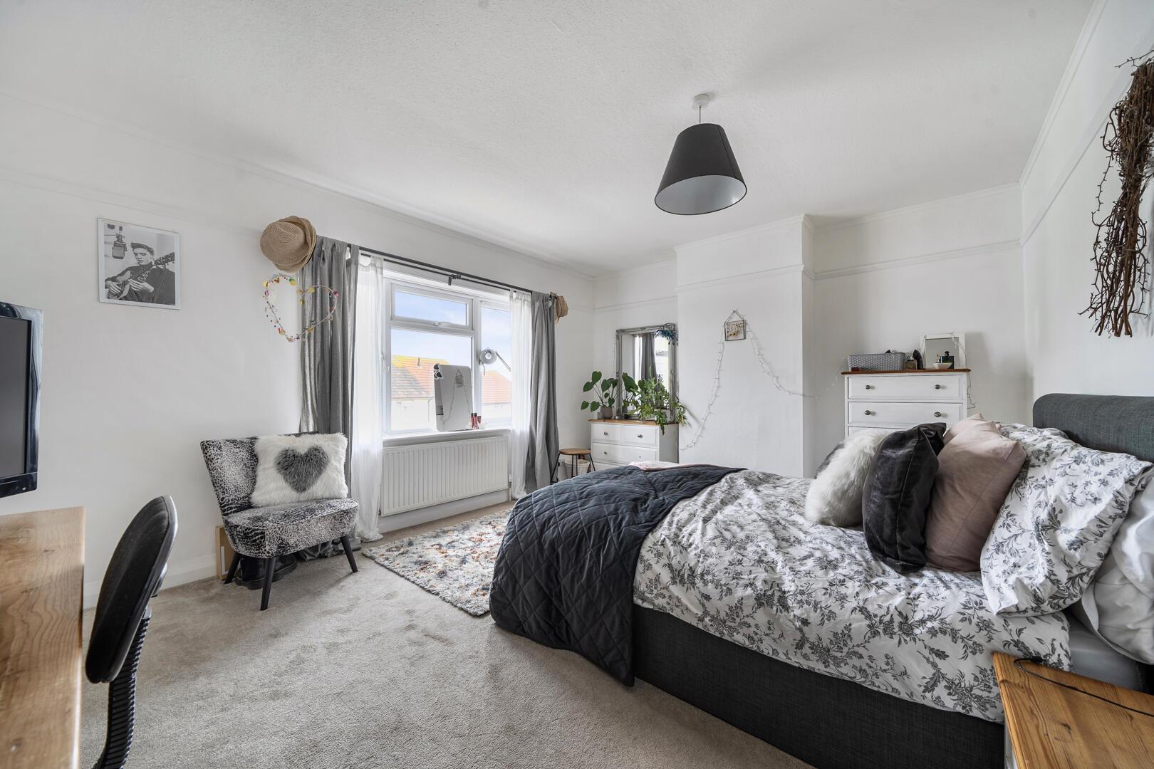 Property Image 90e60d2a-7556-4efd-9407-7ed0d2447810