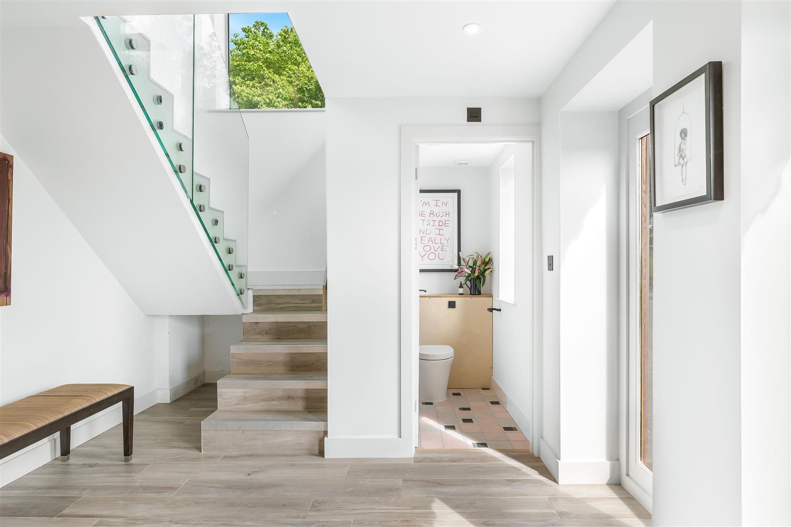 Property Image 90ee7218-420c-42cb-add3-6fc21f285128
