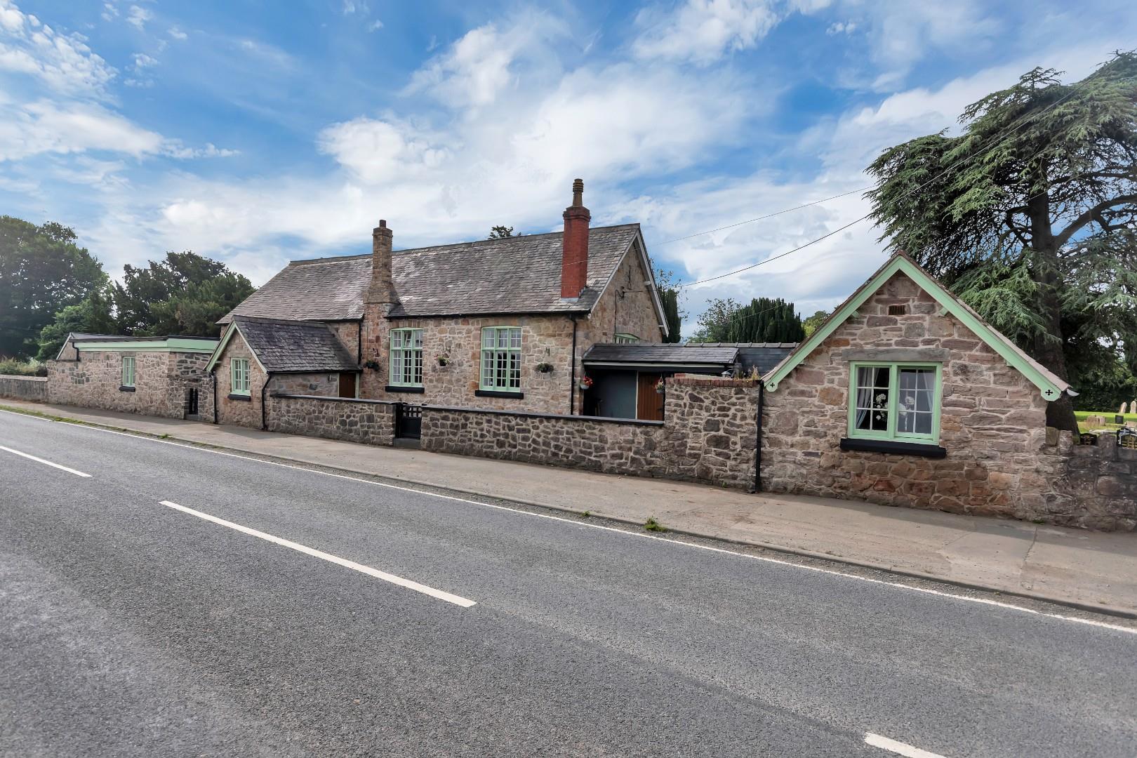 Property Image 90f208a1-9d8c-44ca-a7ff-dcd545e72c83