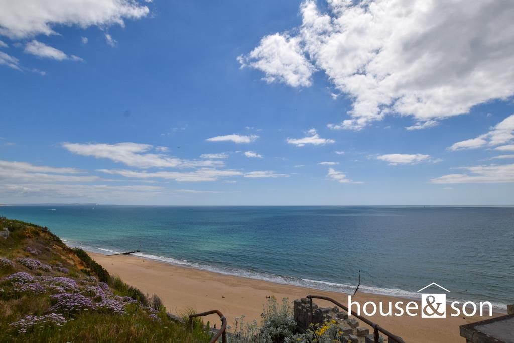Property Image 90f62699-f978-4ffb-bb9b-7ad1299235e2