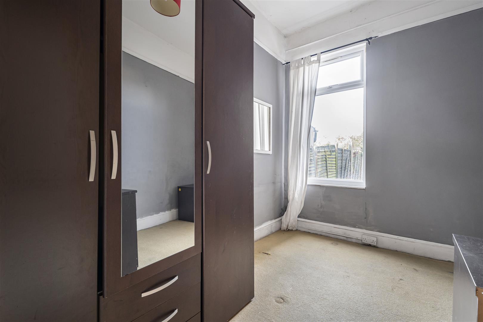 Property Image 90f96e60-2b96-4ccd-9e72-640dbe2e0603