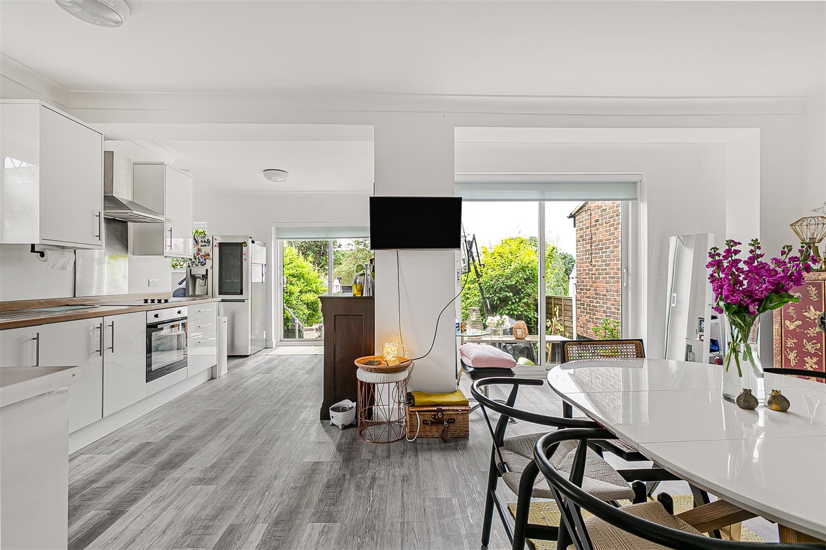 Property Image 910d05d8-80fe-42b5-a677-c399a58e4c7f