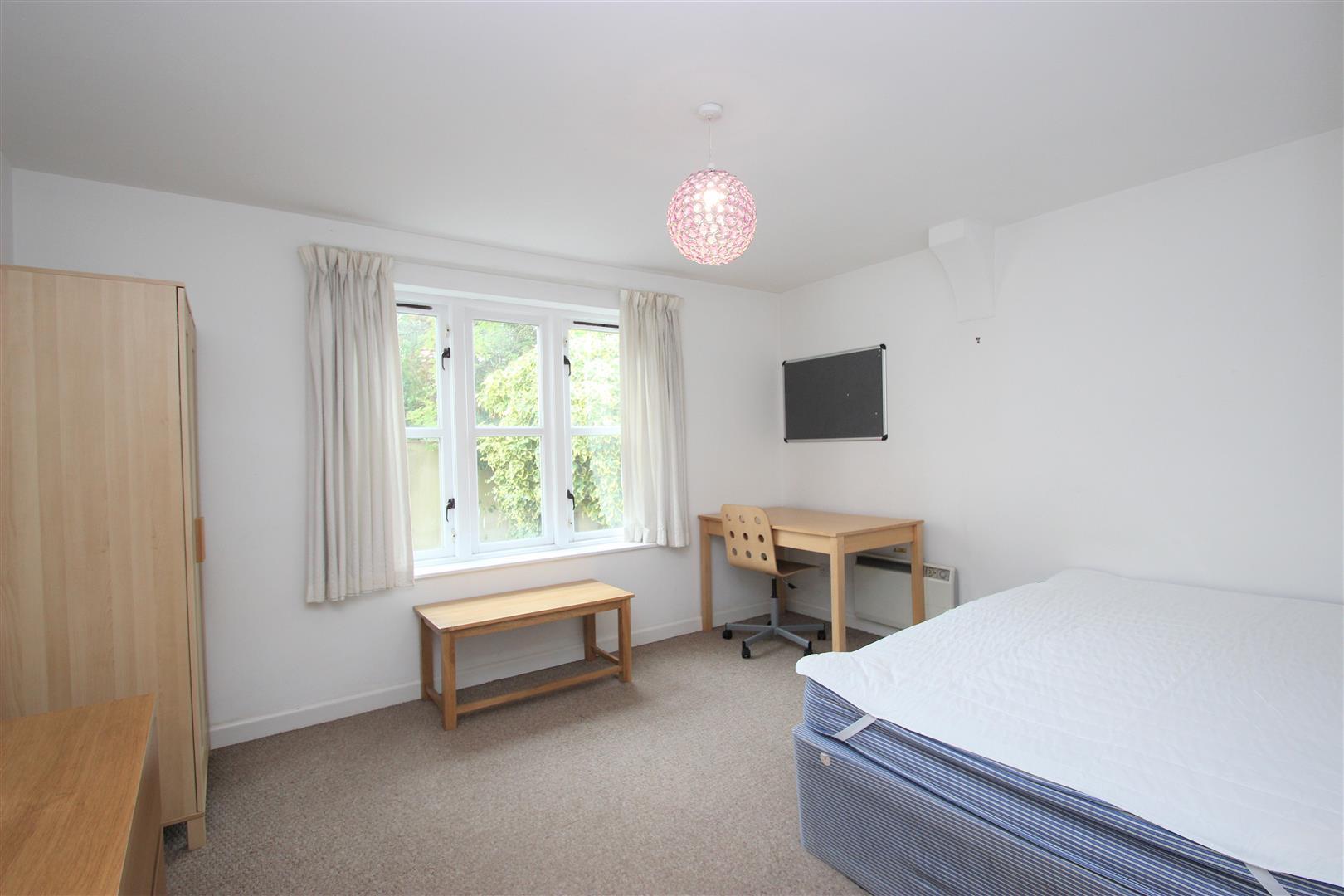 Property Image 9121997d-9b22-4b99-8a14-173e1d14f2a4