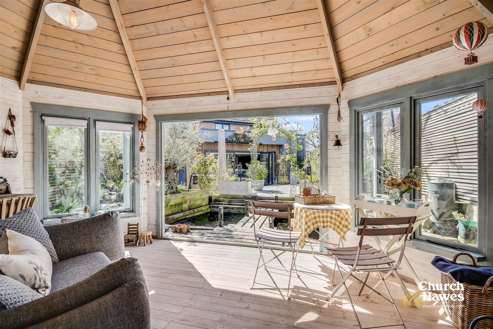 Property Image 9127d886-0d0f-44e4-a6e7-b543a87afab1