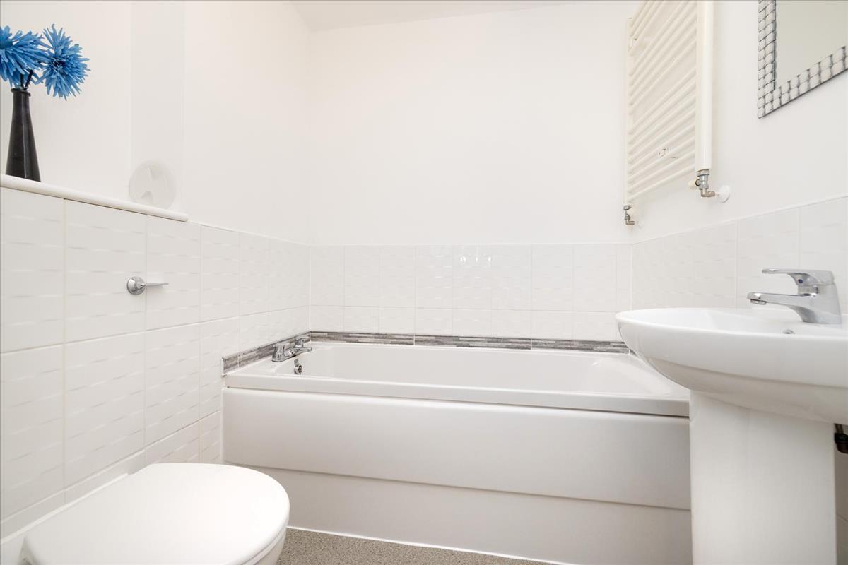 Property Image 912c61f2-d784-4db6-81d1-081e8e63f390