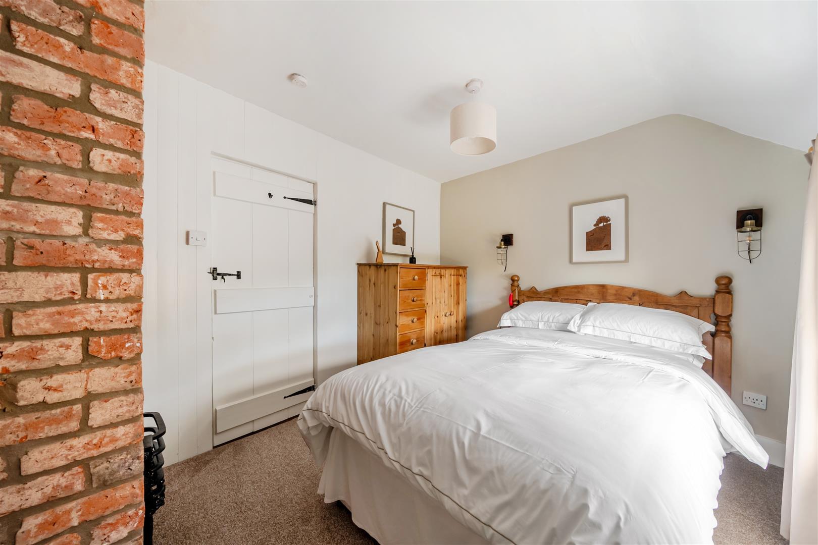 Property Image 9134aca9-4e25-4f1f-94ff-4155fd95297e