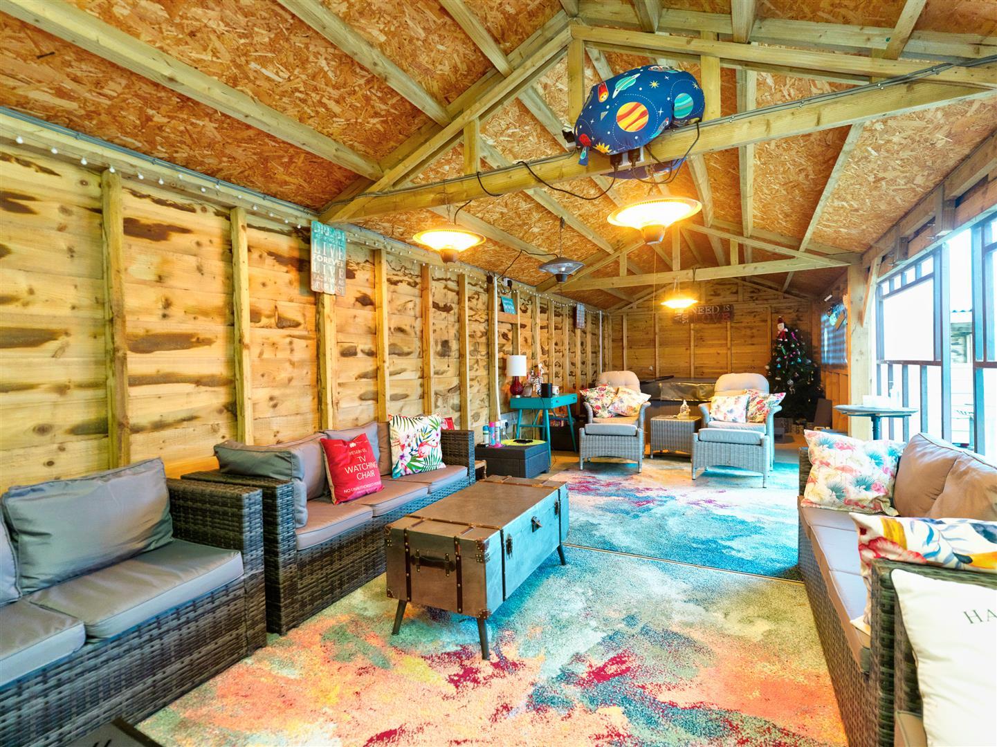 Property Image 91408a33-0d2c-4b51-9ec4-56d86369c59a