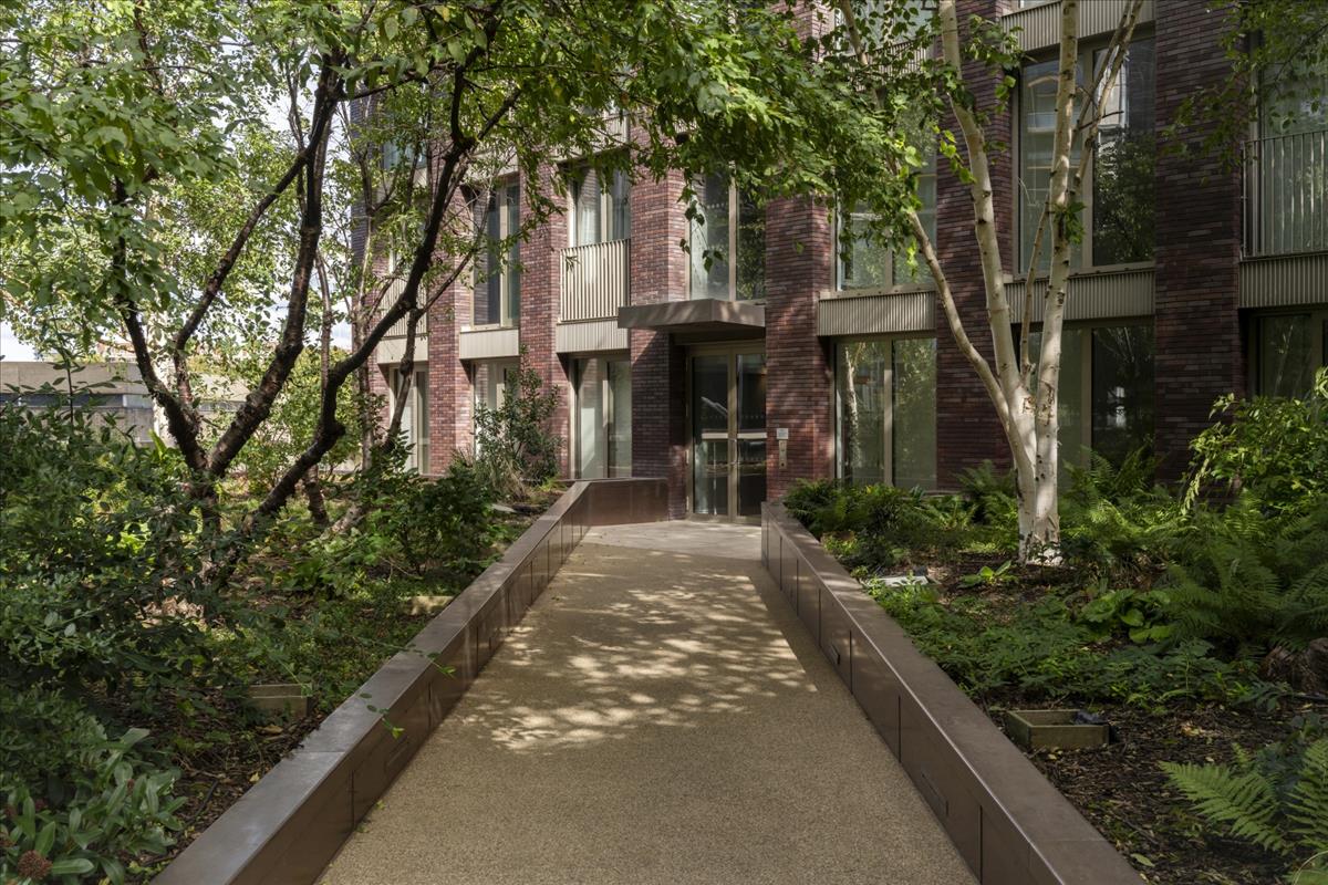 Property Image 914425c9-e2f6-4071-b7dd-4cfc9a45a2f4