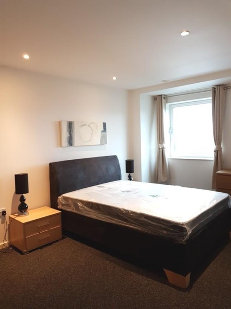 Property Image 9151afd2-0f2d-4cbb-aa39-e8694a51e206