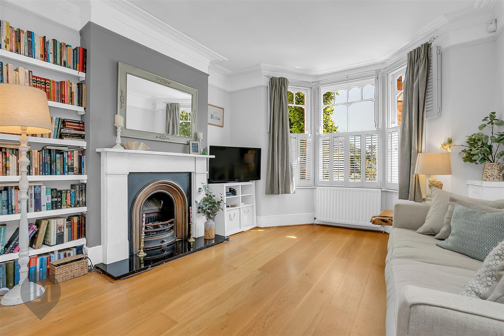 Property Image 915d6c3d-6102-45c9-b101-c45a5cea836f