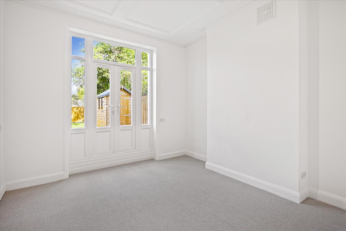 Property Image 916aa038-ba85-4160-a556-2a940927f893