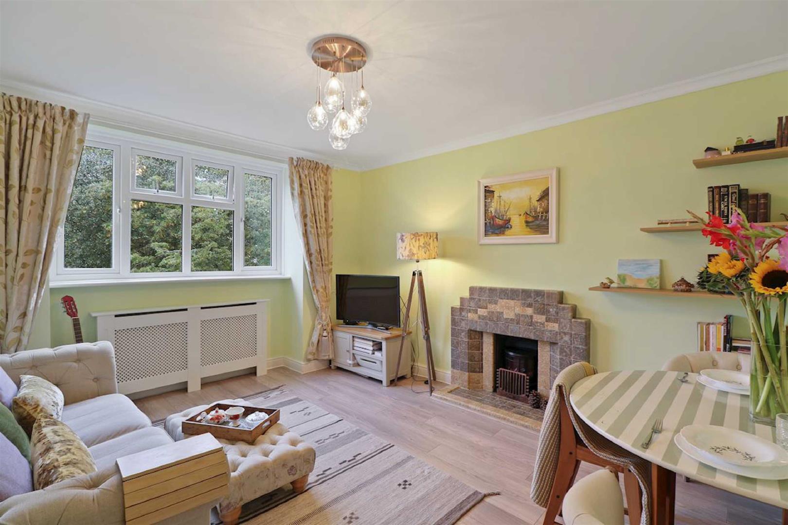 Property Image 916b43e6-8091-485f-b567-5d941efad82a